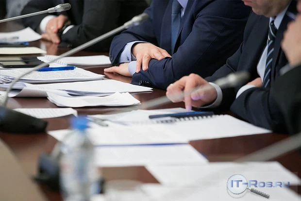 Олег Моисеенков консолидировал активы "Сантэнс", став единственным владельцем